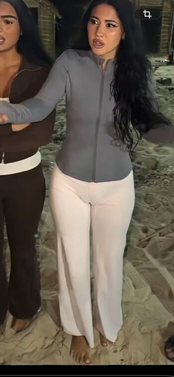 petitebruneone