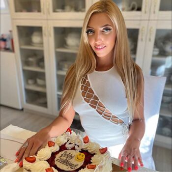 Leaked Petratimea  page private photo viral onlyfans