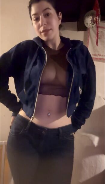 Leaked Petratimea  page private photo viral onlyfans