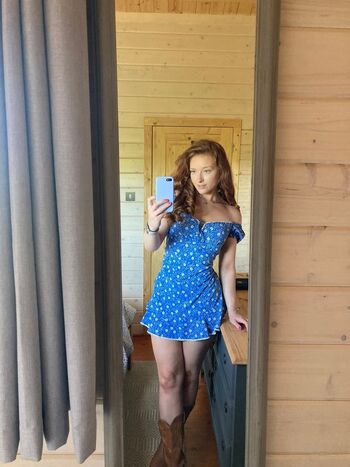 Leaked Pheobeisginger page private photo viral onlyfans