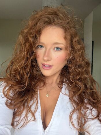 Leaked Pheobeisginger page private photo viral onlyfans