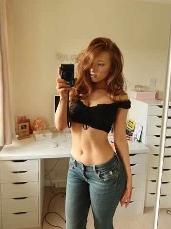 Leaked Pheobeisginger private photo viral onlyfans