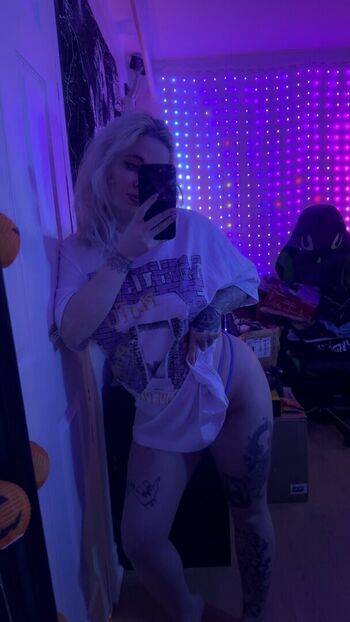 Leaked Phinxxk private photo viral onlyfans