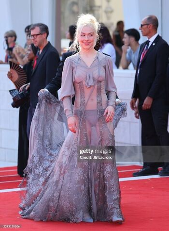 Leaked Phoebe bridgers private photo viral onlyfans