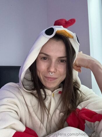 Leaked Phoenix girl page private photo viral onlyfans