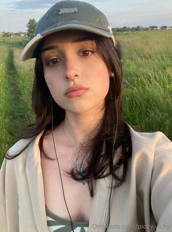 Leaked Picky vicky private photo viral onlyfans