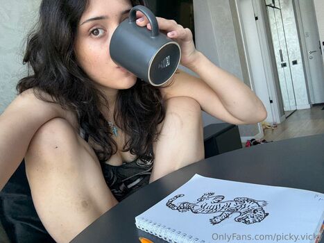 Leaked Picky vicky private photo viral onlyfans