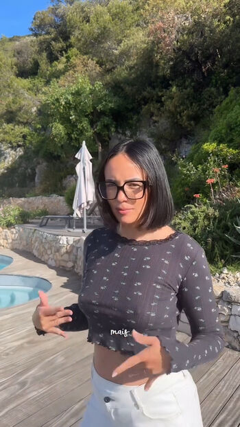 Leaked Pieds agathe auproux page private photo viral onlyfans