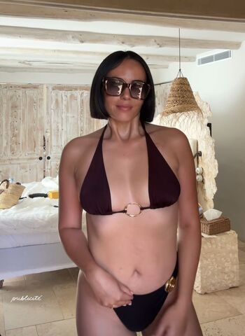 Leaked Pieds agathe auproux page private photo viral onlyfans