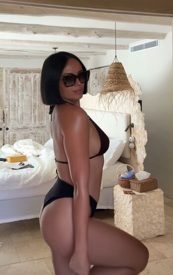 Leaked Pieds agathe auproux page private photo viral onlyfans