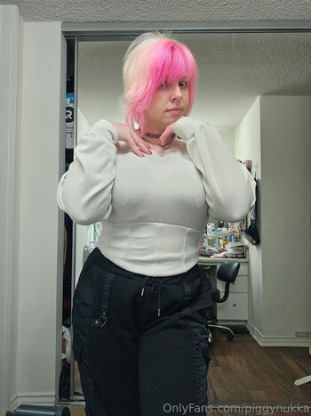 Leaked Piggynukka private photo viral onlyfans