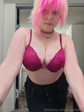 Leaked Piggynukka private photo viral onlyfans