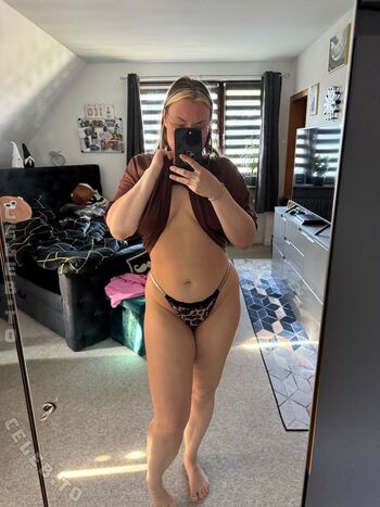 Leaked Pina peach private photo viral onlyfans
