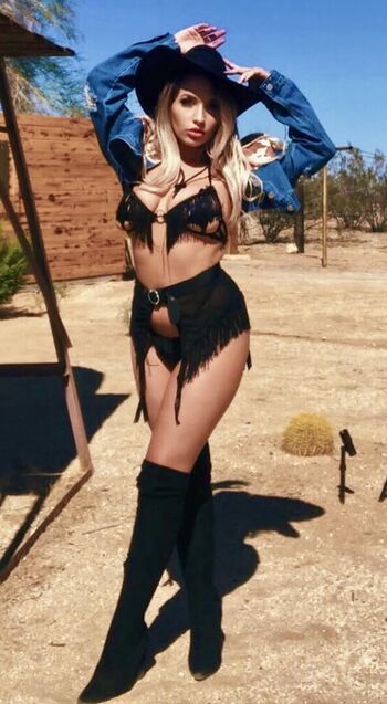 Leaked Pinkbunny poison page private photo viral onlyfans