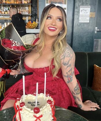 Leaked Pinkbunny poison page private photo viral onlyfans