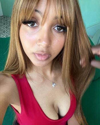 Leaked Pinkpantheress private photo viral onlyfans
