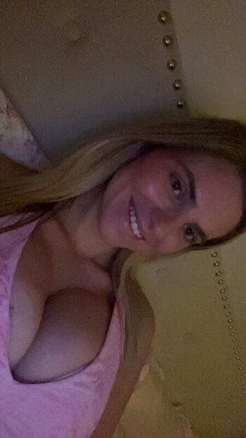 Leaked Pinkprincesselizabeth private photo viral onlyfans