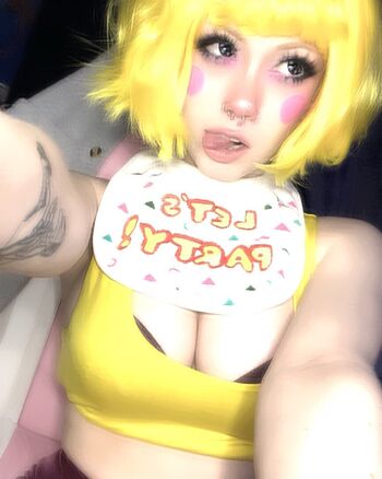 Leaked Pipssqueakss private photo viral onlyfans