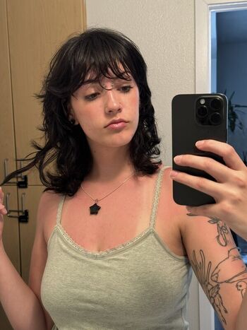 Leaked Pixiexsnow private photo viral onlyfans