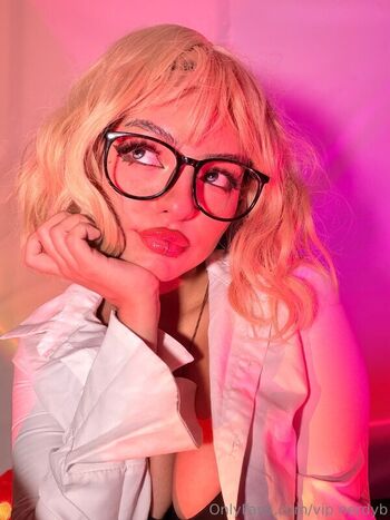 Leaked Pixydanoni private photo viral onlyfans