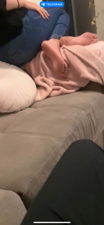 Leaked Plantes de pieds candid private photo viral onlyfans