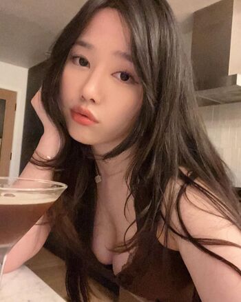 Leaked Mirasjuice / private photo viral onlyfans