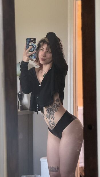 Leaked Plzcallmetovi private photo viral onlyfans