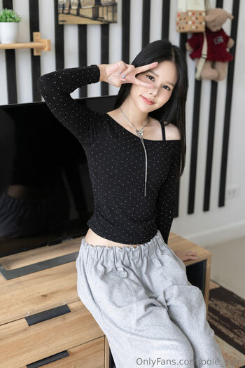 Leaked Pole light page private photo viral onlyfans