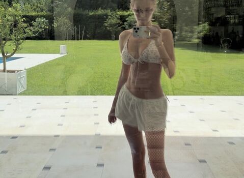 Leaked Polina zelenova private photo viral onlyfans