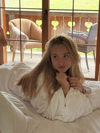 Leaked Polinaarvvv private photo viral onlyfans