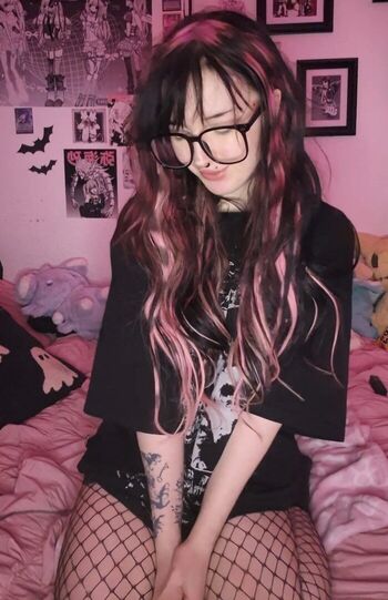 Leaked Poppypawzz private photo viral onlyfans