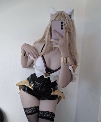 Porcelainkitty