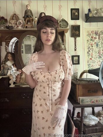 porcelainmilkbottle