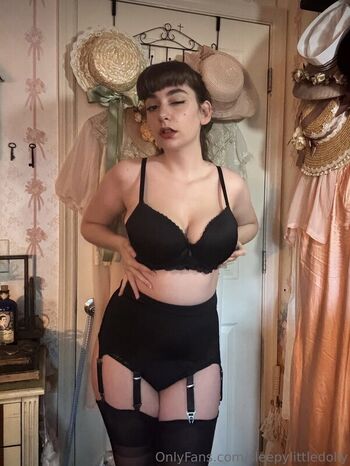 Leaked Porcelainmilkbottle private photo viral onlyfans