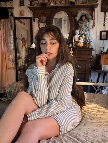 Leaked Porcelainmilkbottle private photo viral onlyfans