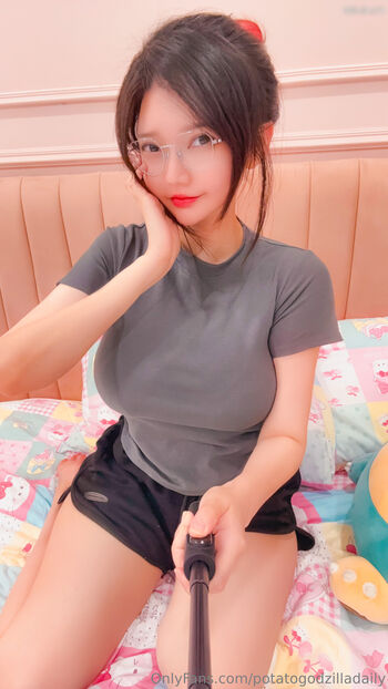 Leaked Potato godzilla  page private photo viral onlyfans