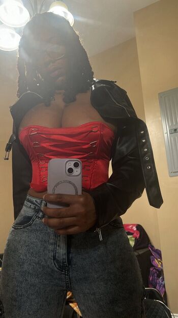 Leaked Pretty yunique private photo viral onlyfans