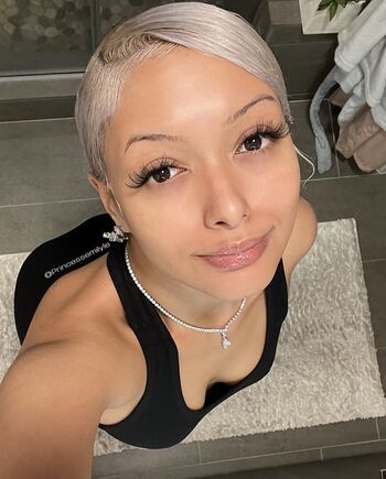 Leaked Princess emily page private photo viral onlyfans
