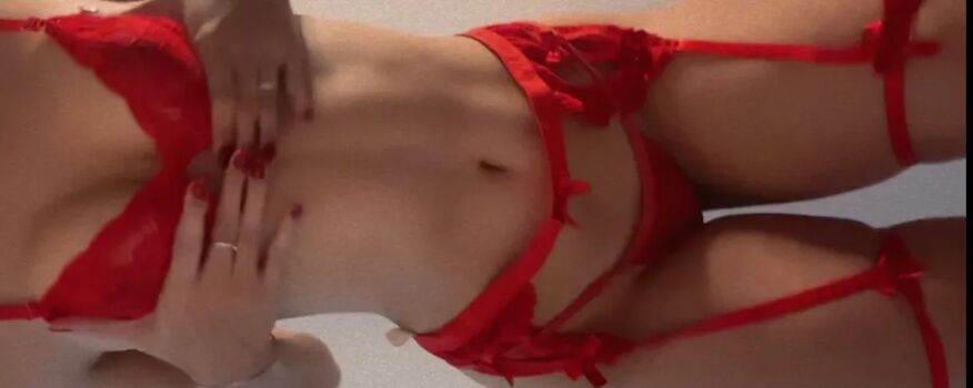 Leaked Privsloirinha private photo viral onlyfans