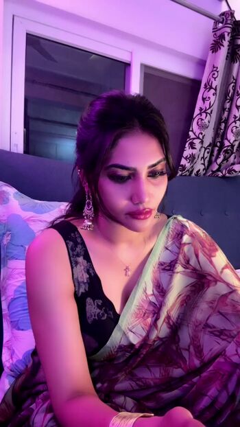 Leaked Priya naidu page private photo viral onlyfans