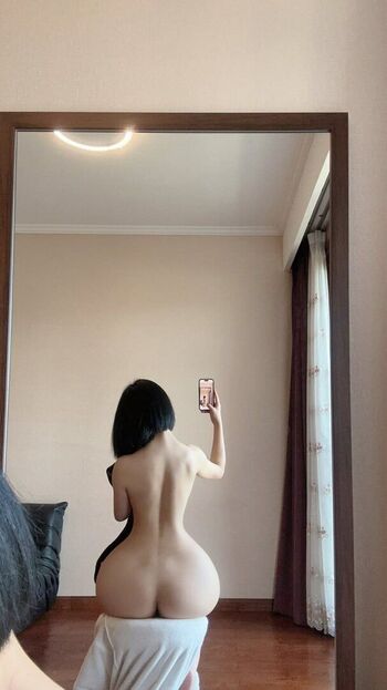 Leaked Qiaoniutt  page private photo viral onlyfans
