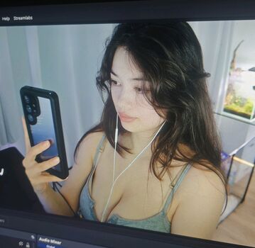 Leaked Qilin anh private photo viral onlyfans