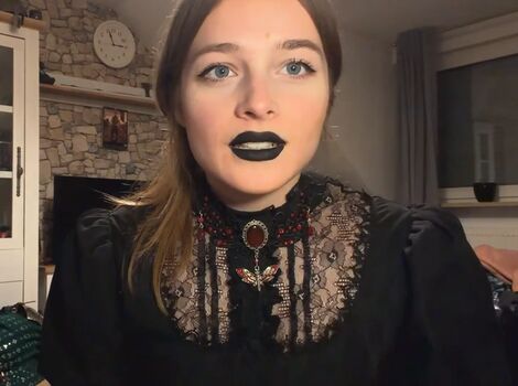 Leaked Qoqsik private photo viral onlyfans