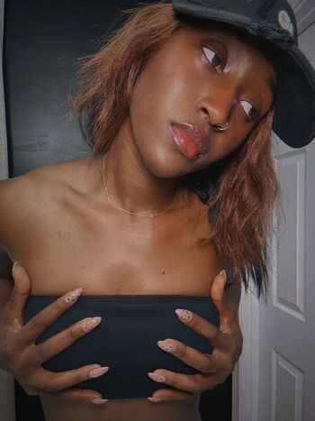 Leaked Queen aminata  page private photo viral onlyfans
