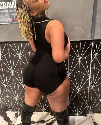 Leaked Queen sznn private photo viral onlyfans