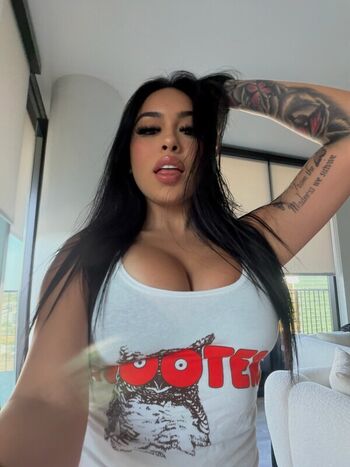 Leaked Queenbrii private photo viral onlyfans