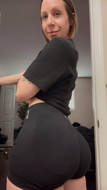 Leaked Queenkofficial private photo viral onlyfans