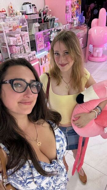 qveenjulia