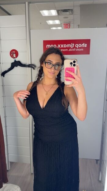 qveenjulia