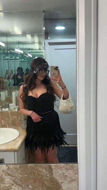 qveenjulia